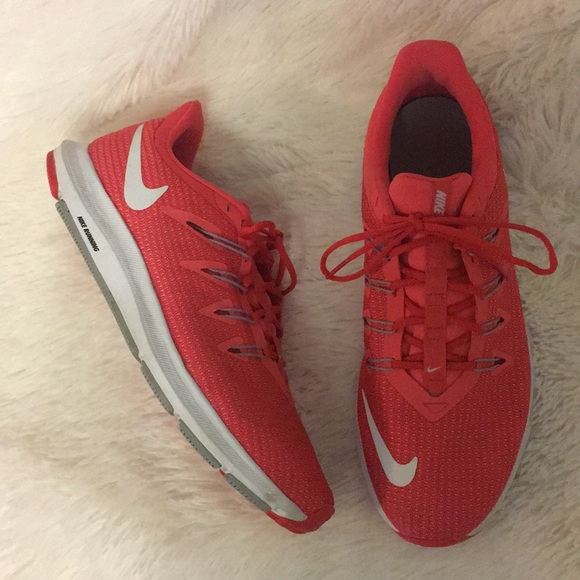 nike quest running é bom